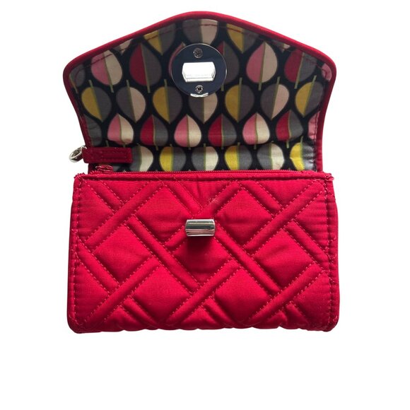 Vera Bradley Red Quilted Wristlet Wallet With Turnlock Closure - Picture 4 of 8